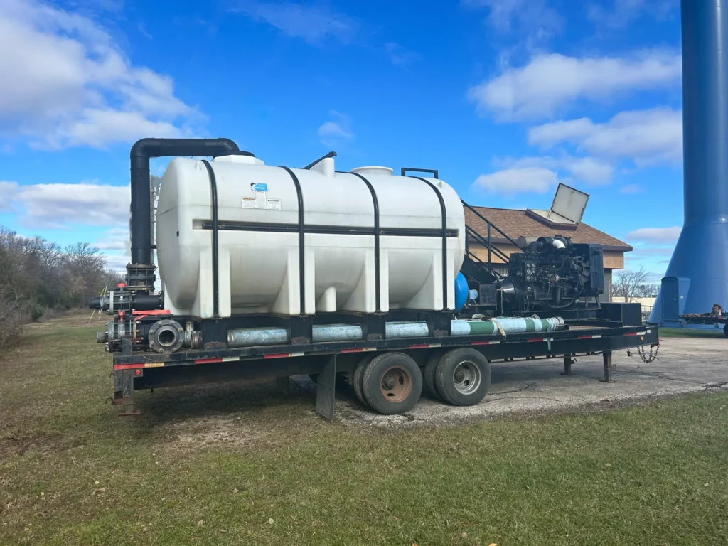 hy-rip trailer for Water Storage Cleaning & Inspection